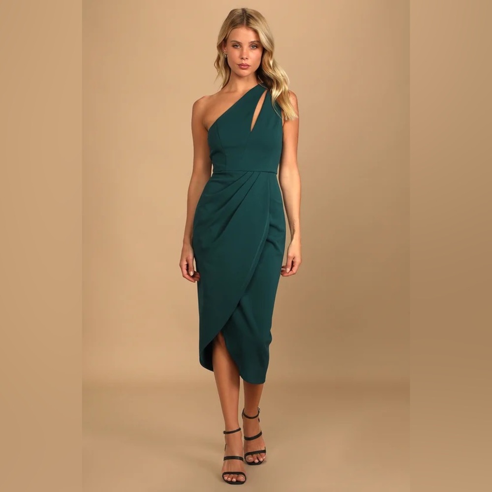 Lulu’s So Flirty NAVY One-Shoulder Cutout Asymmetrical Dress (size XS)